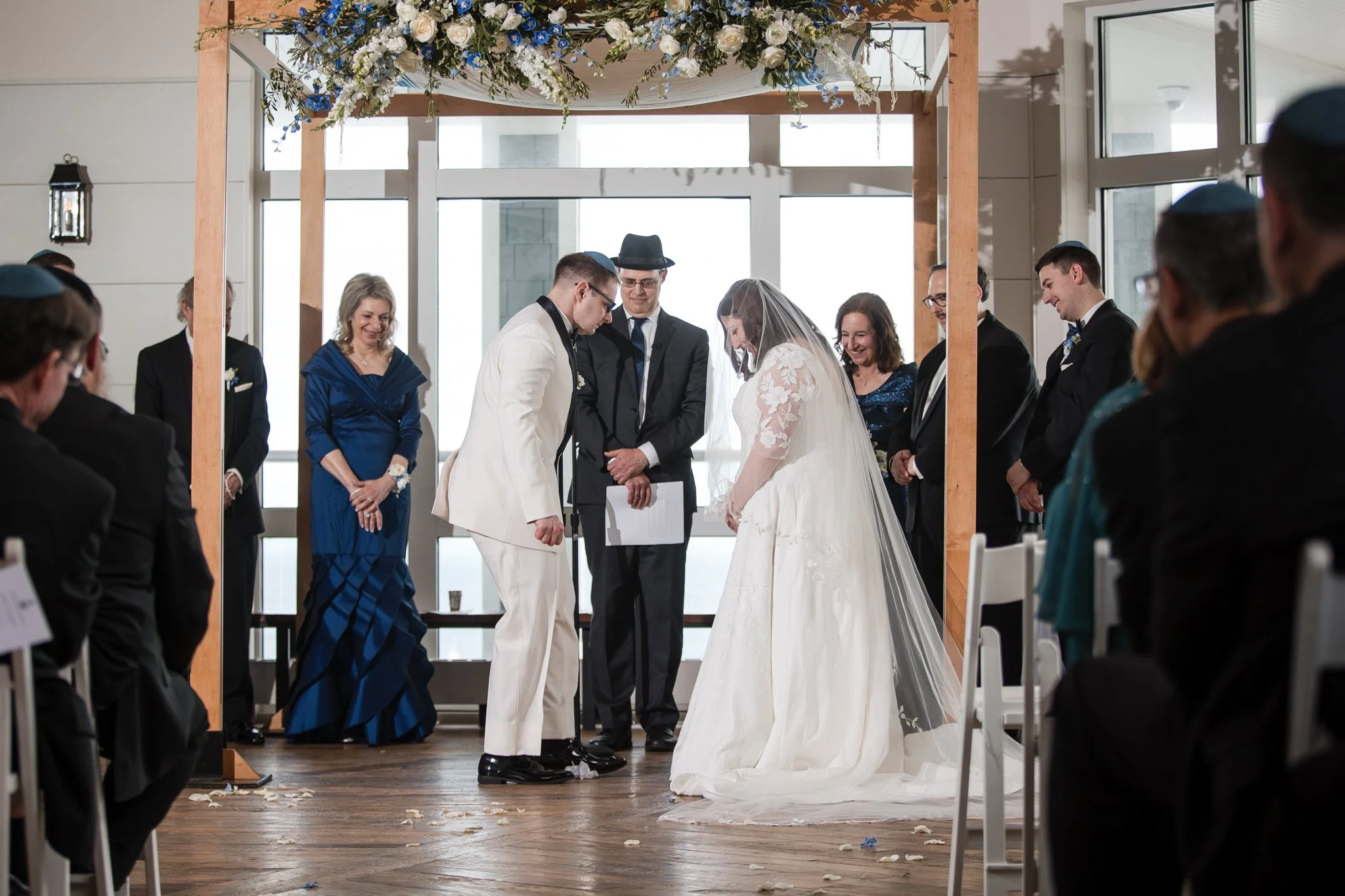 samm-joey-jewish-navy-wedding-cliff-house-maine-039.jpg
