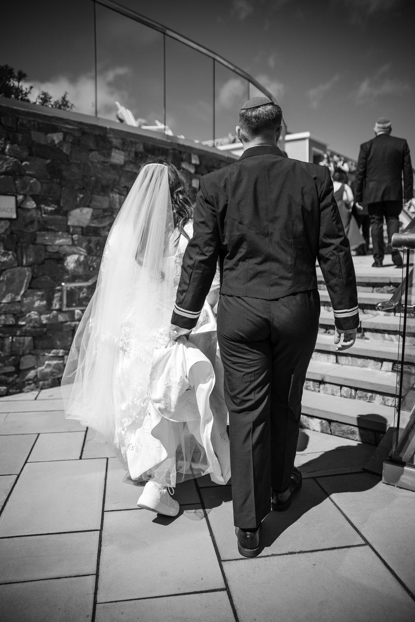 samm-joey-jewish-navy-wedding-cliff-house-maine-046.jpg