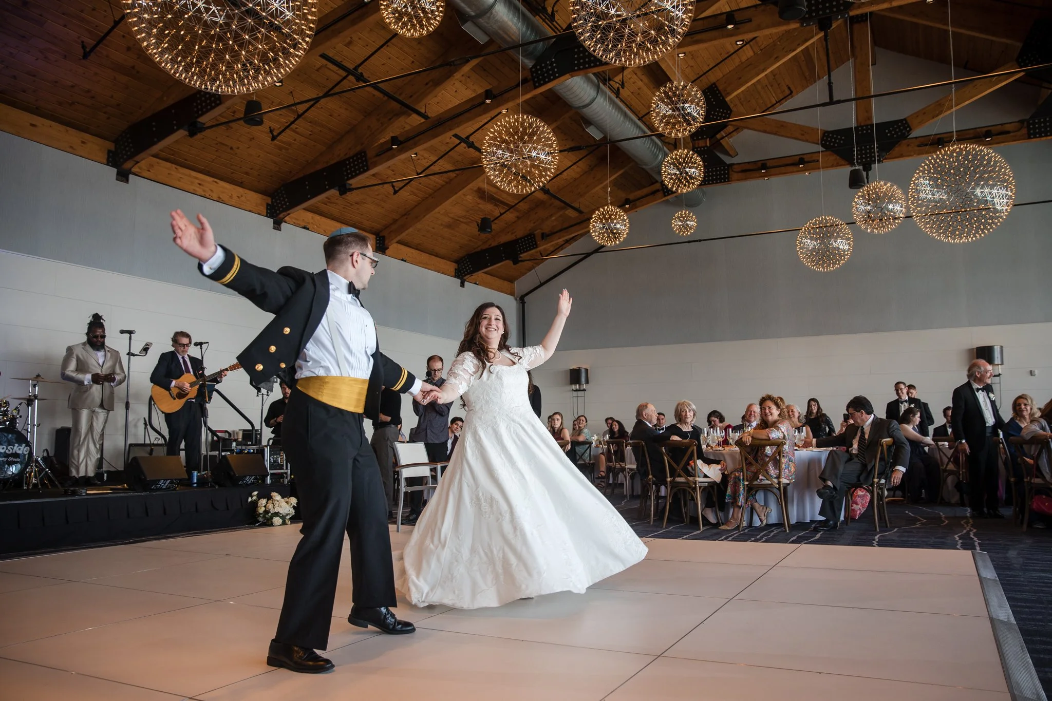 samm-joey-jewish-navy-wedding-cliff-house-maine-049.jpg