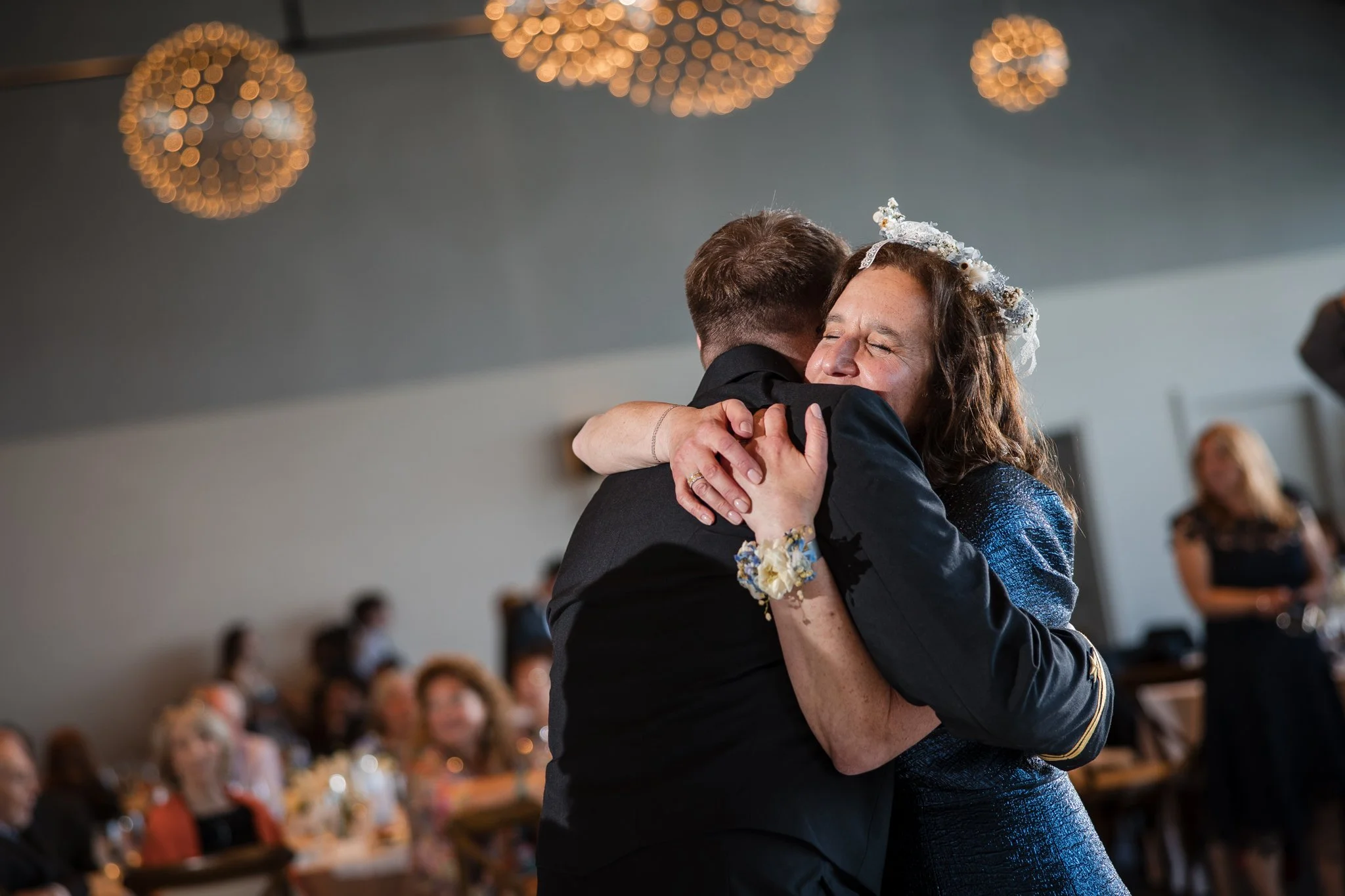 samm-joey-jewish-navy-wedding-cliff-house-maine-070.jpg