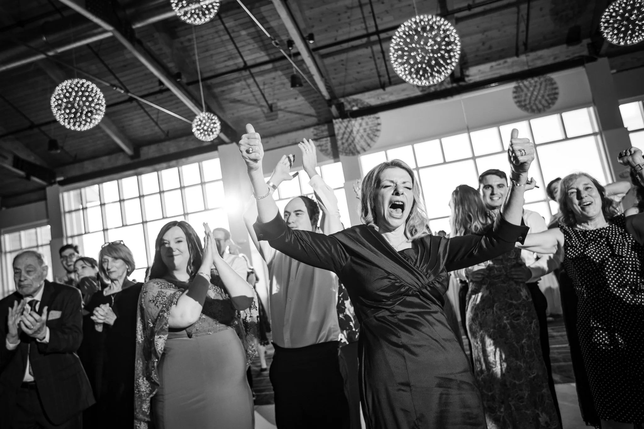 samm-joey-jewish-navy-wedding-cliff-house-maine-082.jpg