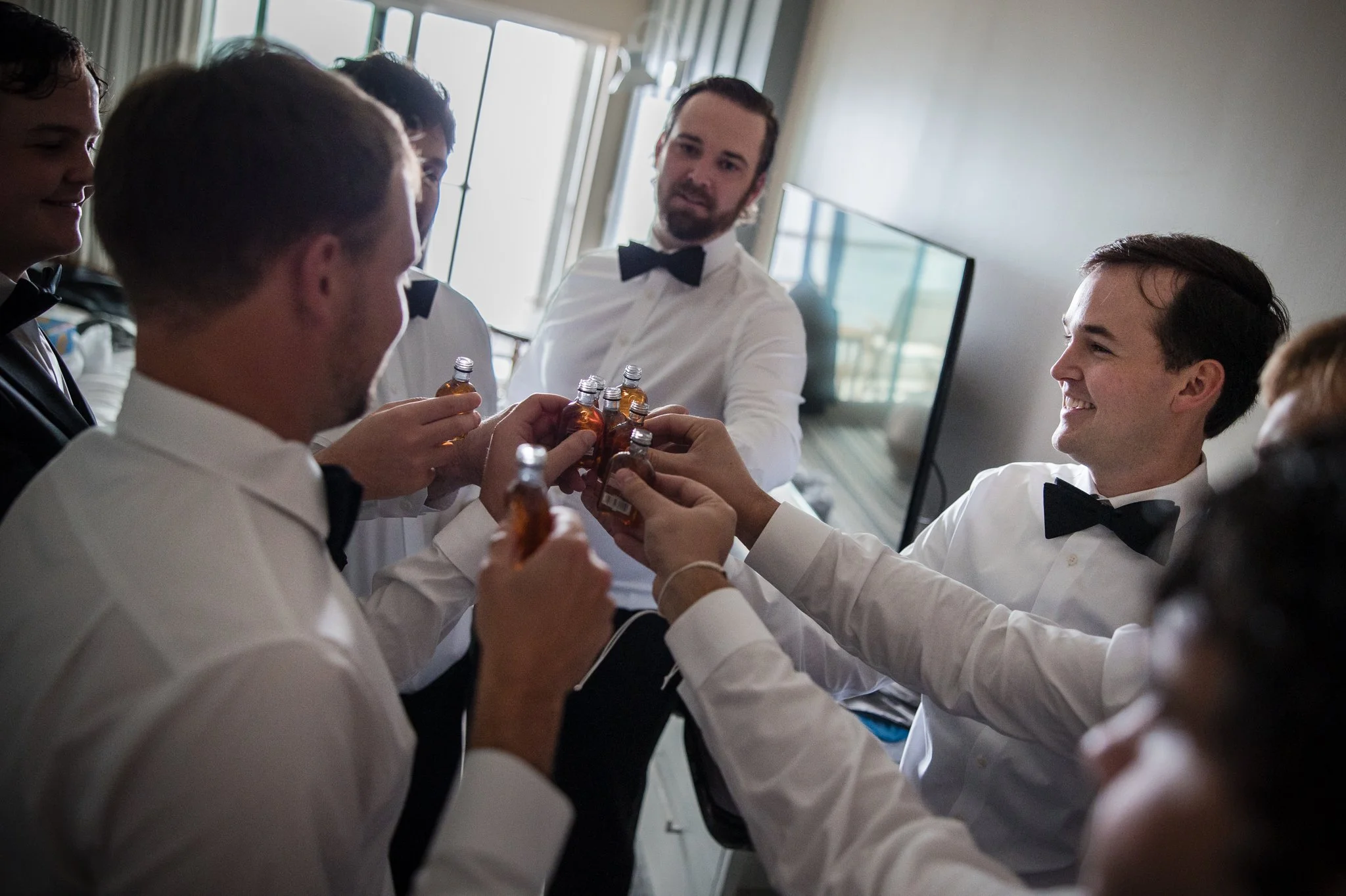 maria-gabe-cliff-house-maine-summer-wedding-05.jpg