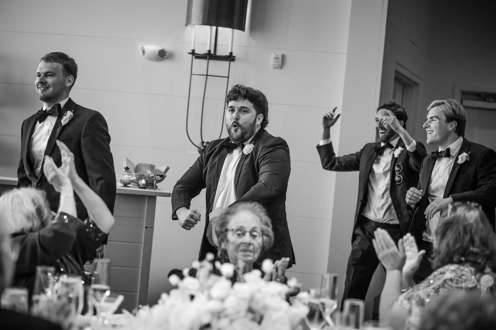 maria-gabe-cliff-house-maine-summer-wedding-64.jpg