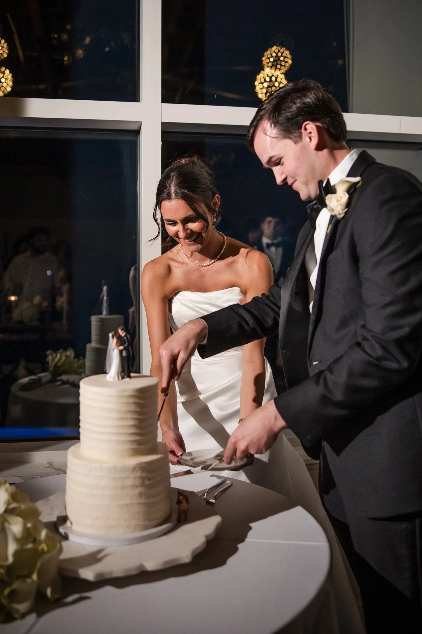 maria-gabe-cliff-house-maine-summer-wedding-85.jpg