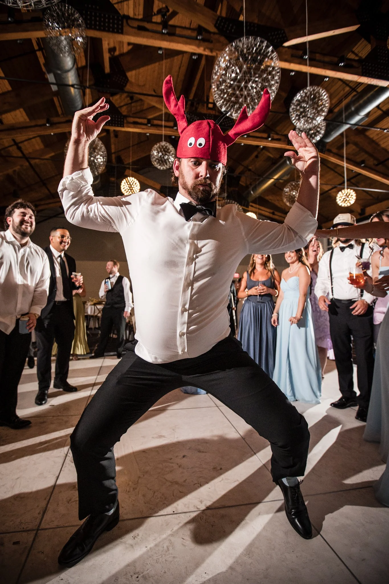 maria-gabe-cliff-house-maine-summer-wedding-95.jpg