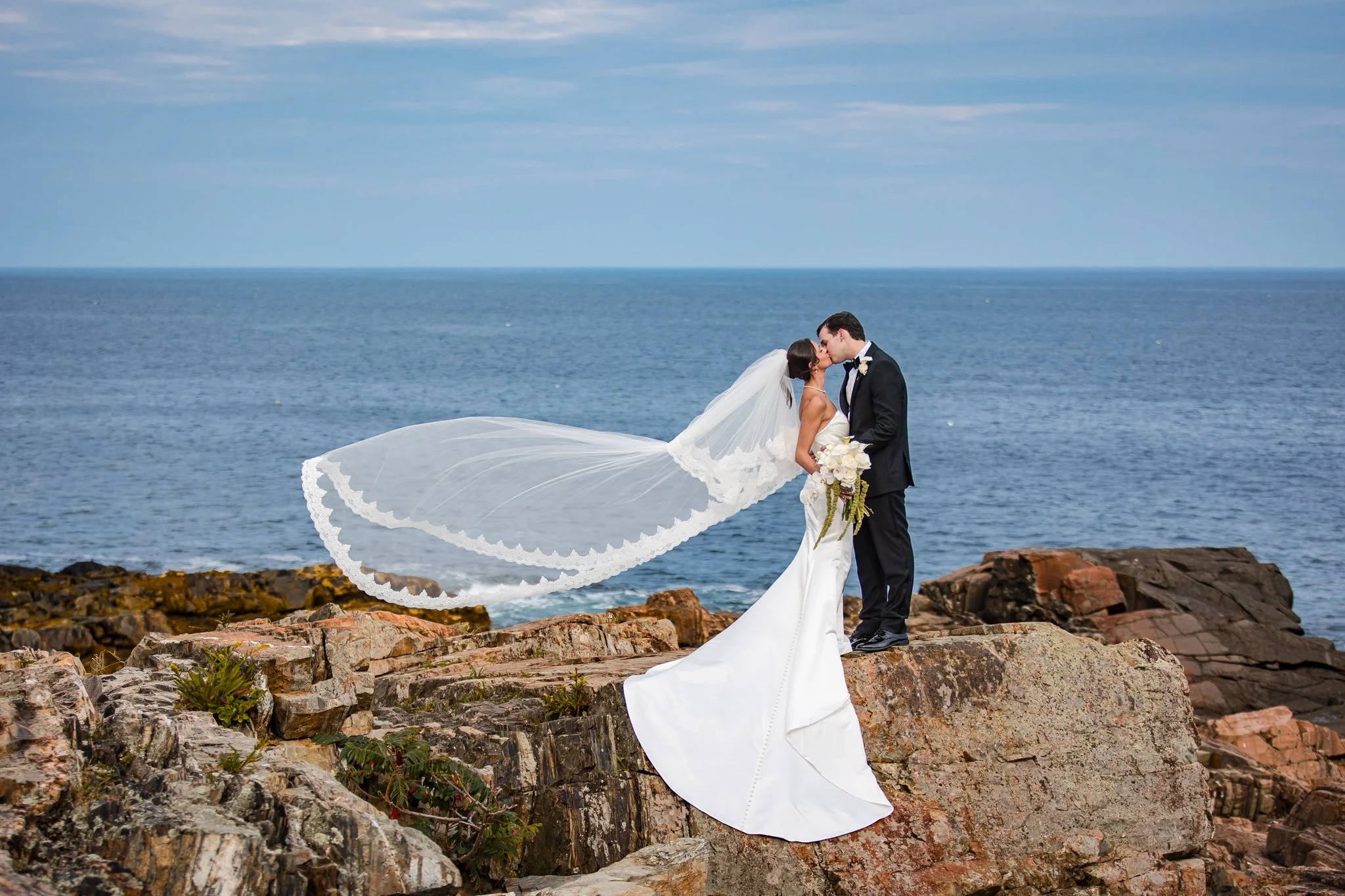 Maria &amp; Gabe - A Summer Cliff House Wedding (Preview)