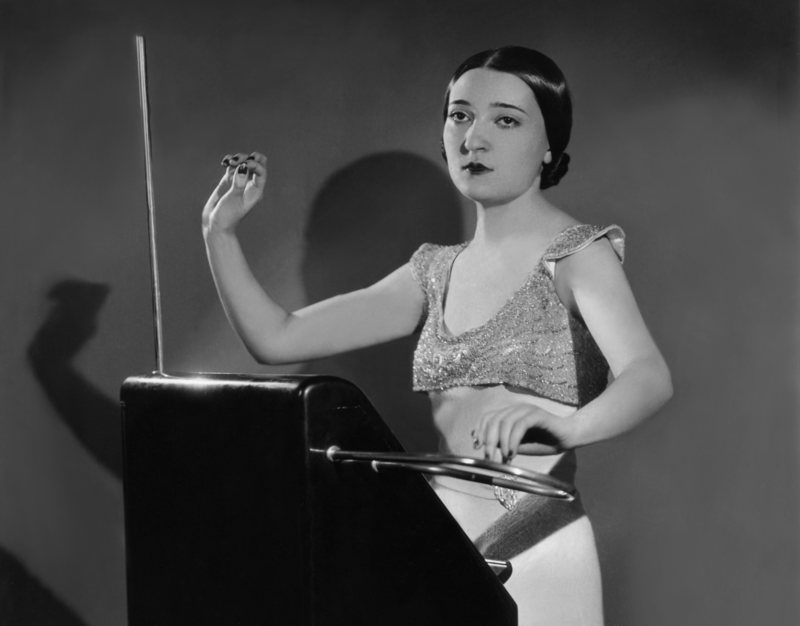 clara-rockmore.jpg