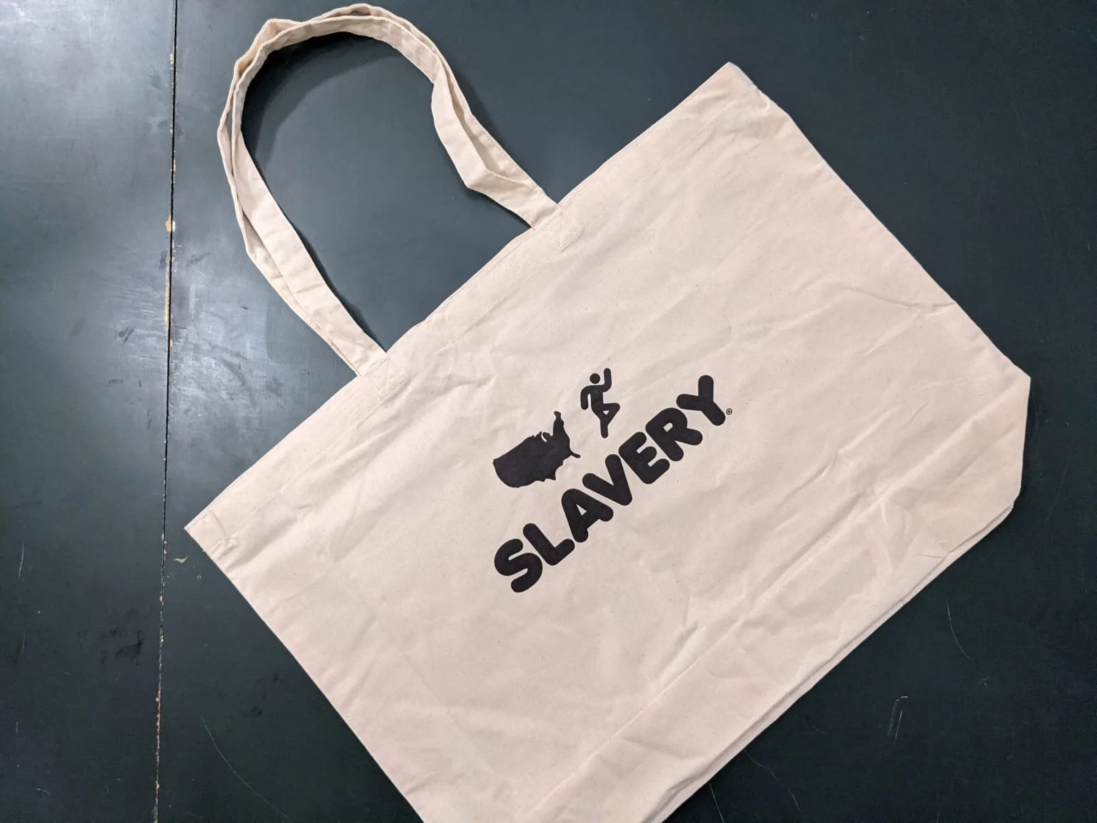 6EAA6CE2-514F-4CF7-9F47-578F2BD3D75D