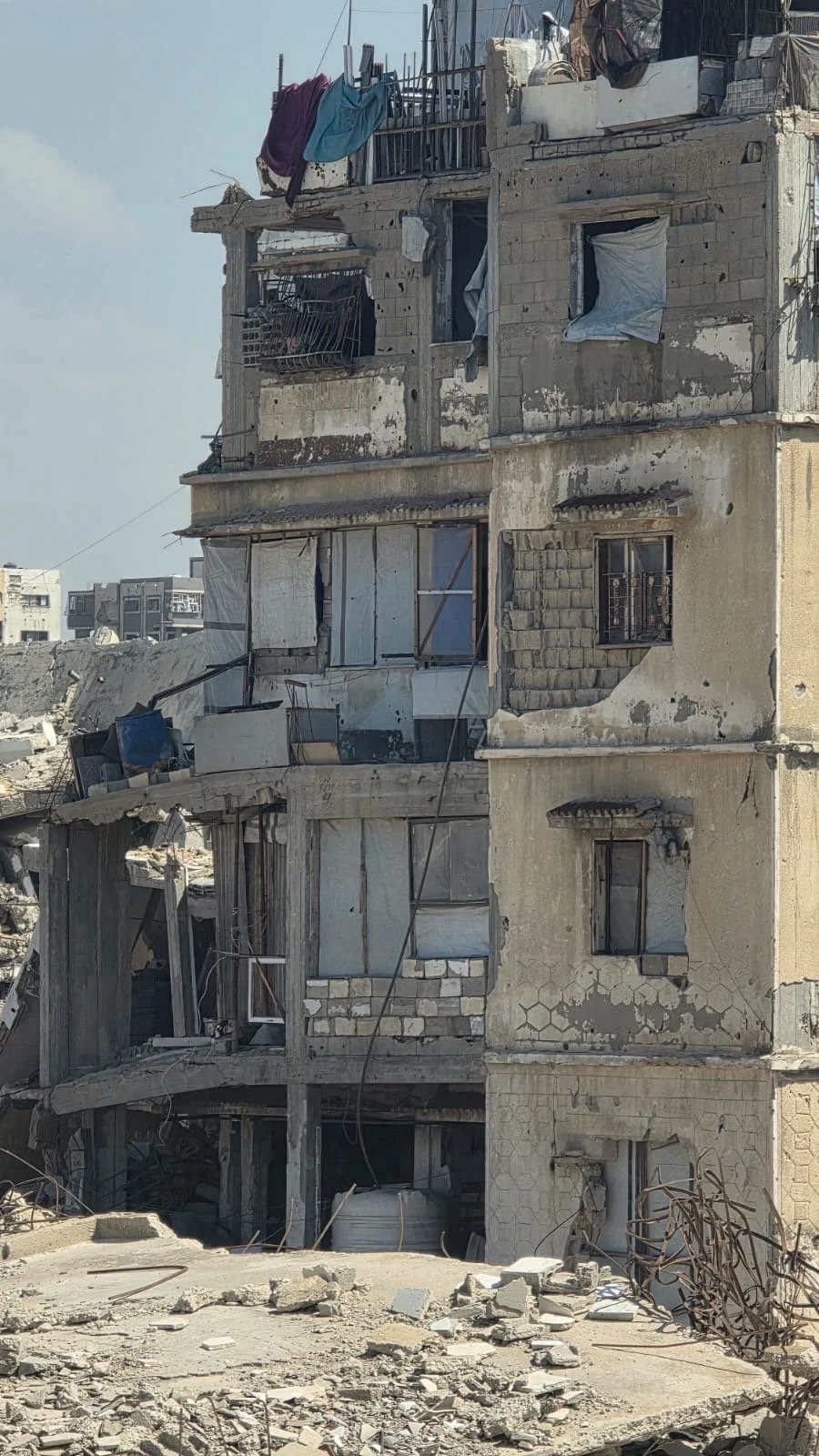 Between Shelter and Deathtrap: Displaced Palestinians Take Refuge in Gaza’s Damaged Buildings