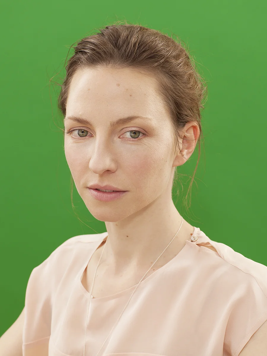 Katharina Schüttler actress for Neon