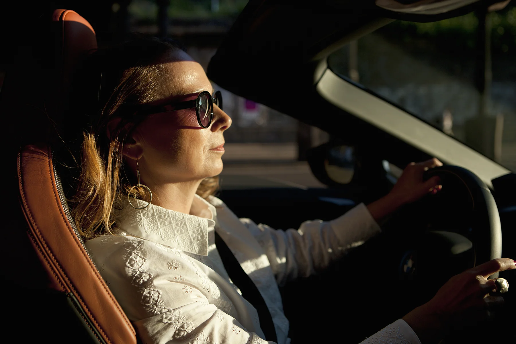 "Die Fahrende Frau" Margit Stoffels x BMW i8 for Zeit Magazin Mann