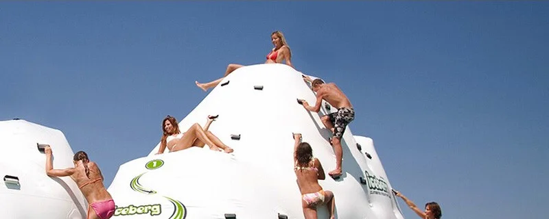 Water-Climbing-Inflatable-Mountain-02-800x320.jpg