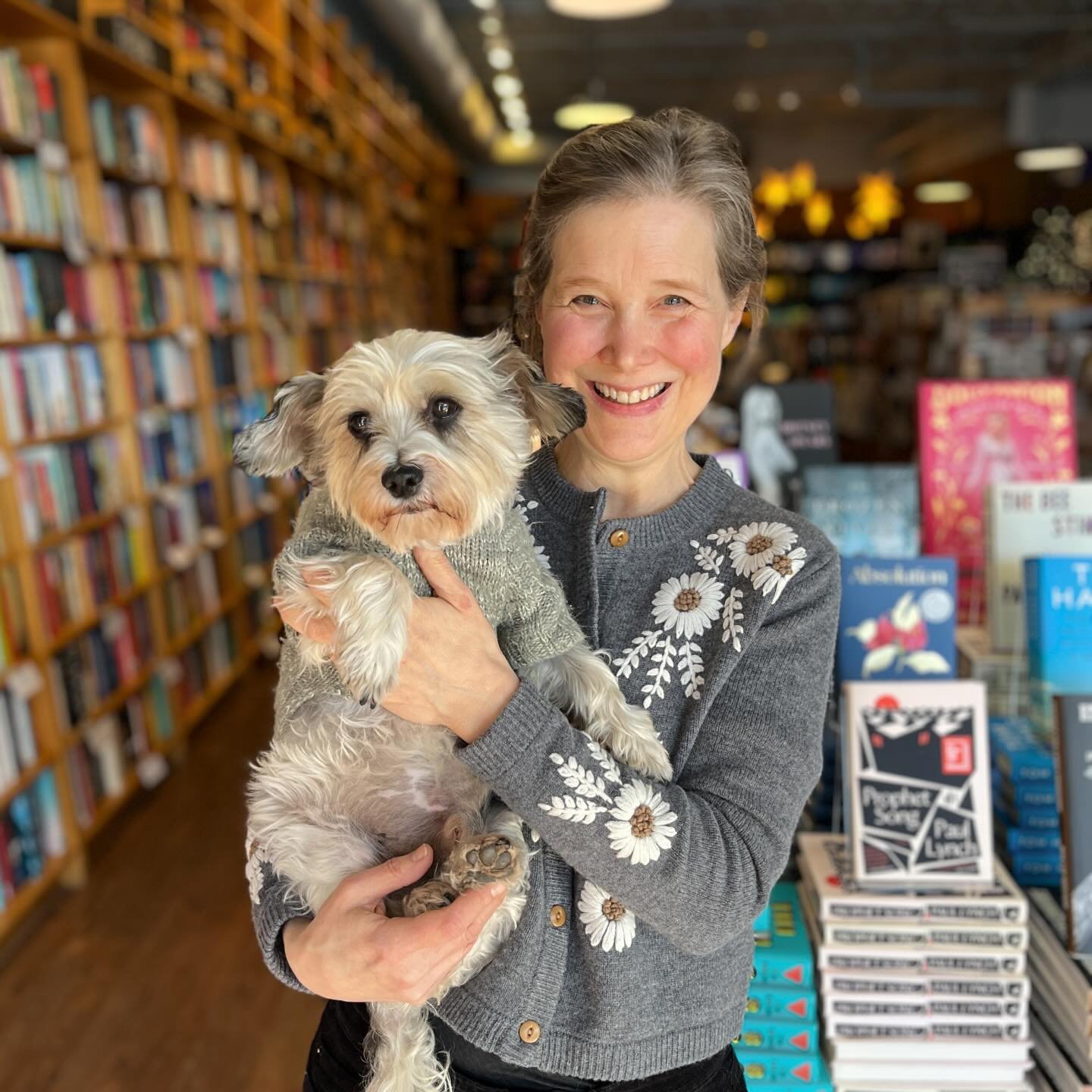 ✨Southern Bookseller Review Indie Bookstore Day Scavenger Hunt 2024!✨

Indie Bookstore Day is Saturday, April 27, and we are so excited! This week is Indie Bookstore Spirit Week, and in celebration, the Southern Independent Booksellers Alliance (@sib