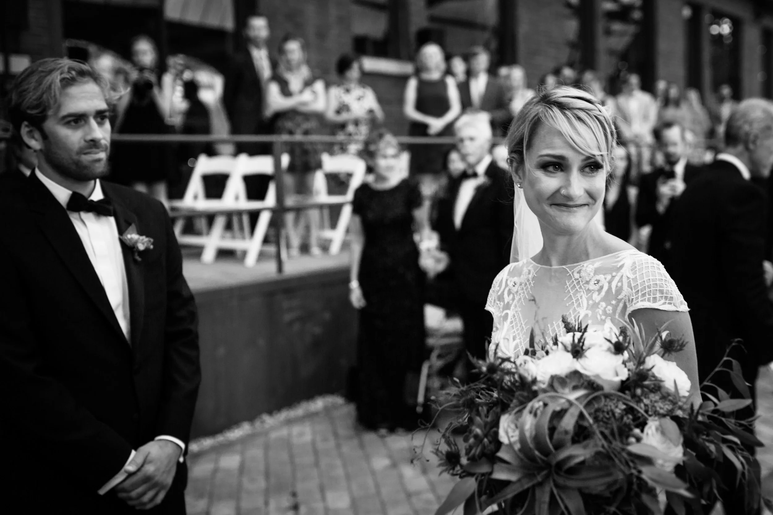 Romantic and documentary wedding photography in Chicago