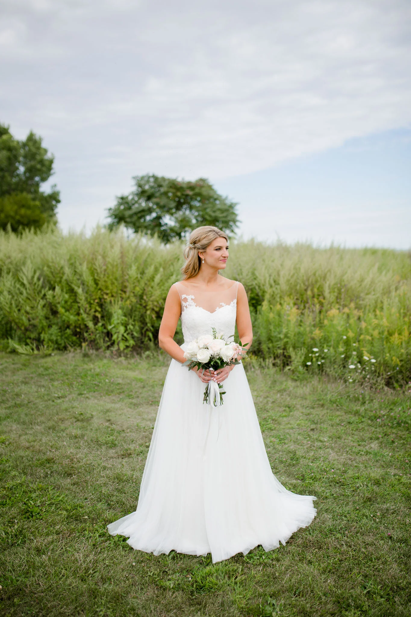 bridgeport-art-center-wedding-photos-14.jpg