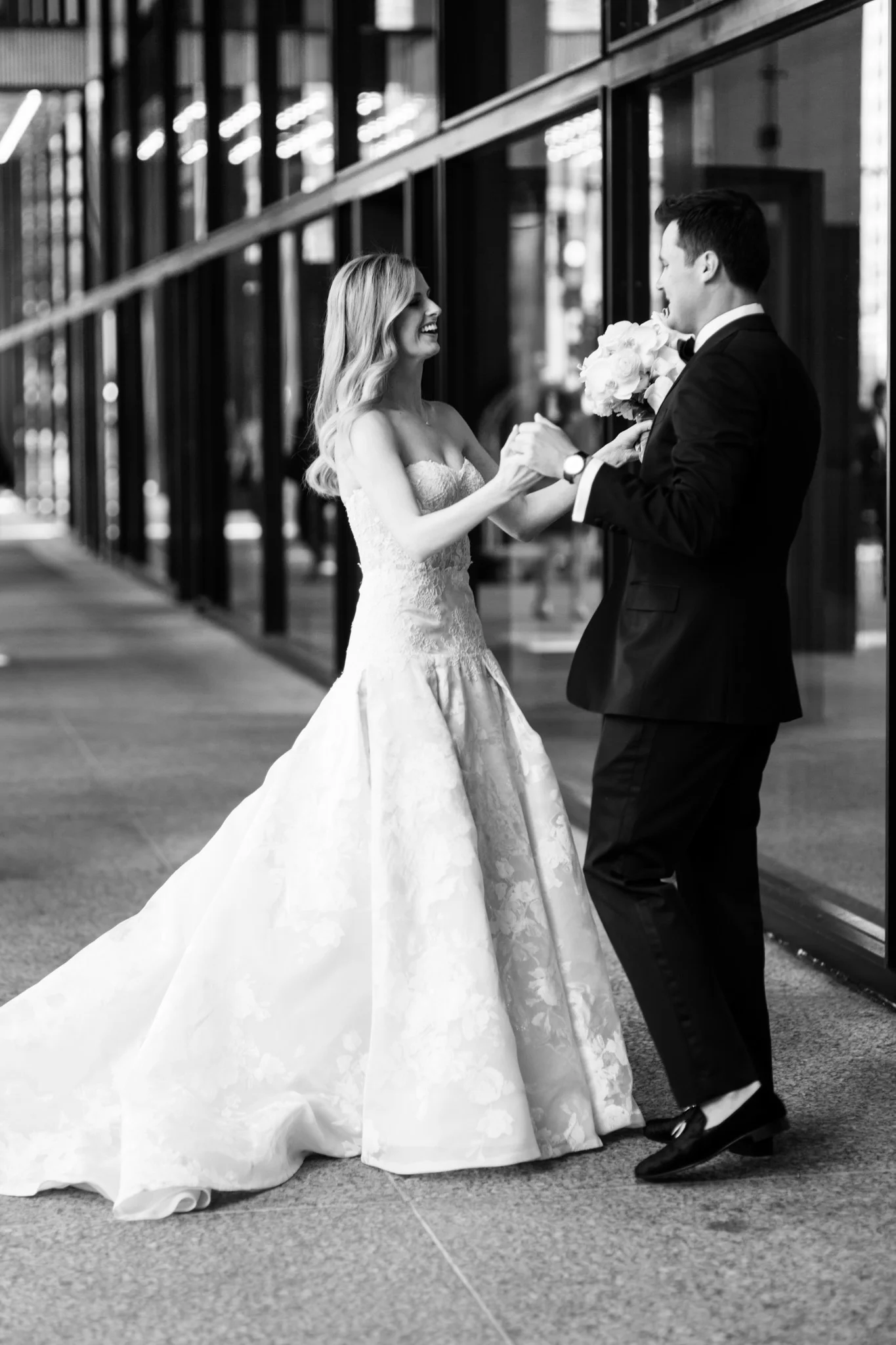 chicago-illuminating-co-south-loop-wedding-10.jpg
