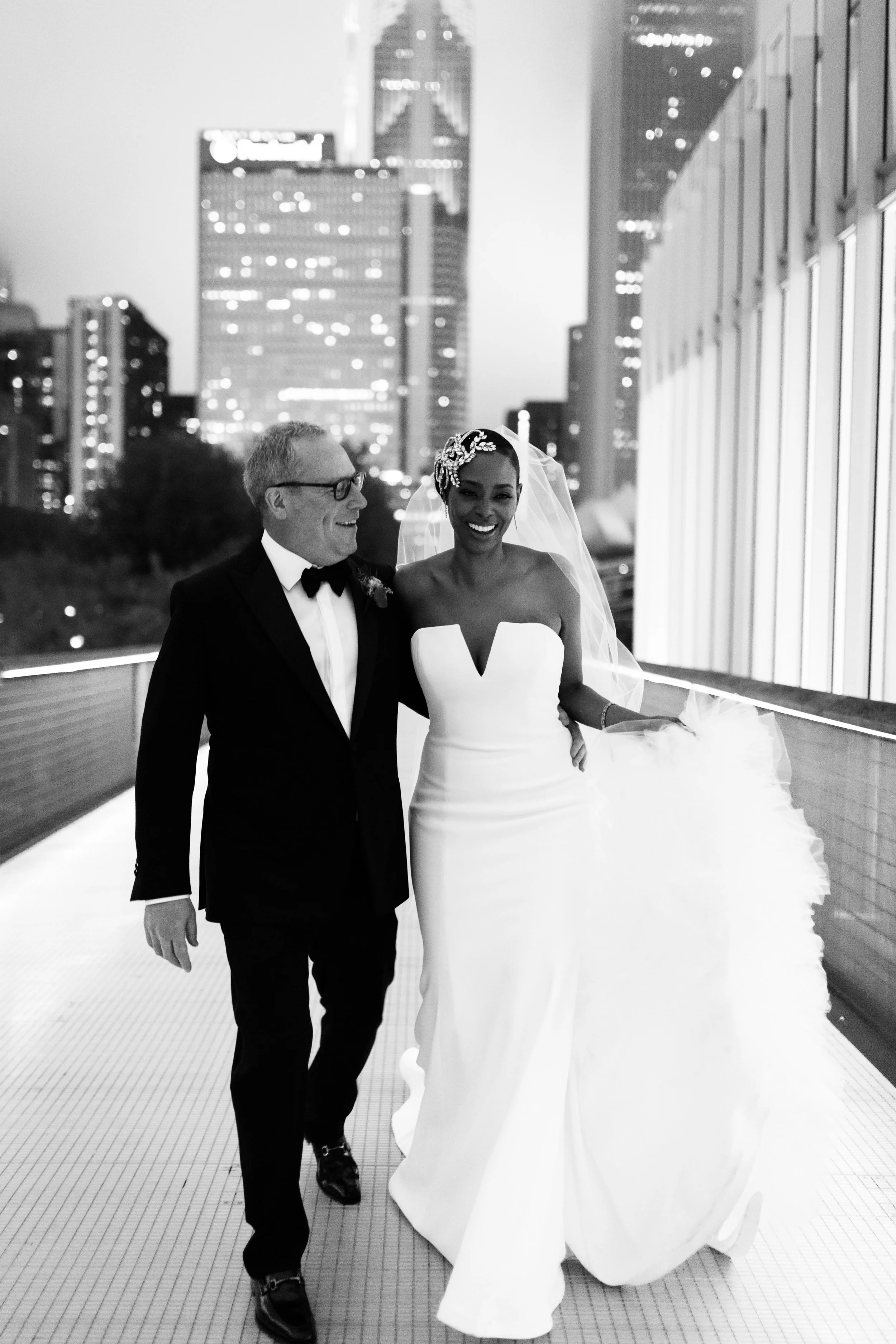 Elegant Modern Wing Wedding at the Art Institute of Chicago36.jpg