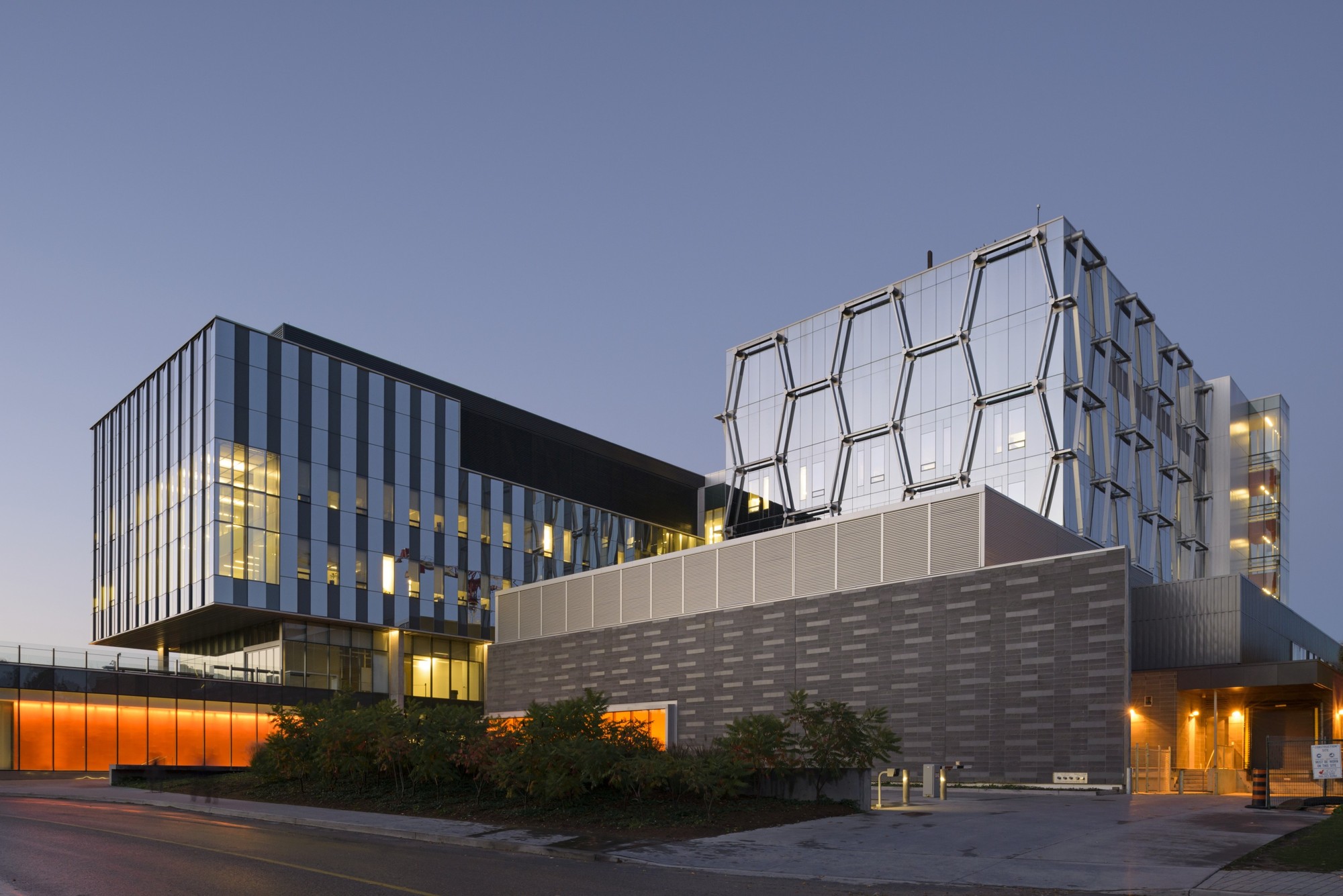 University of Waterloo Quantum-Nano Centre