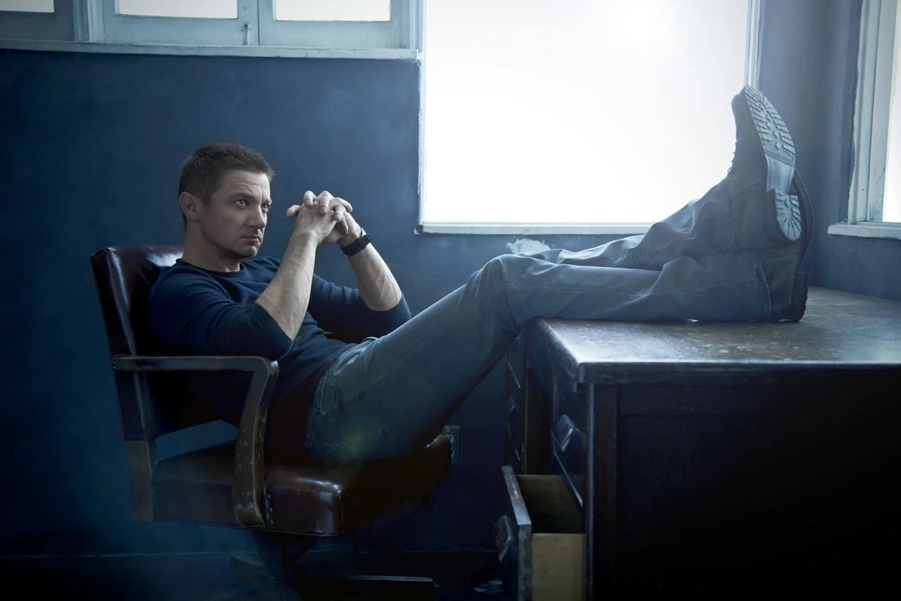 KV_EMPIREMAGAZINE_SARAHDUNN_JEREMYRENNER_JULY12-2.JPG