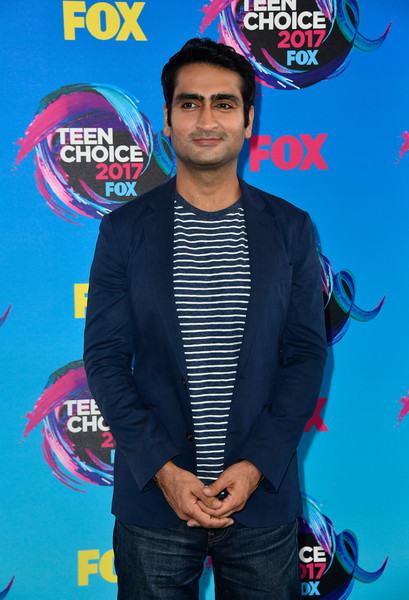 Kumail+Nanjiani+Teen+Choice+Awards+2017+Arrivals+yBe2SXHAwSLl.jpg