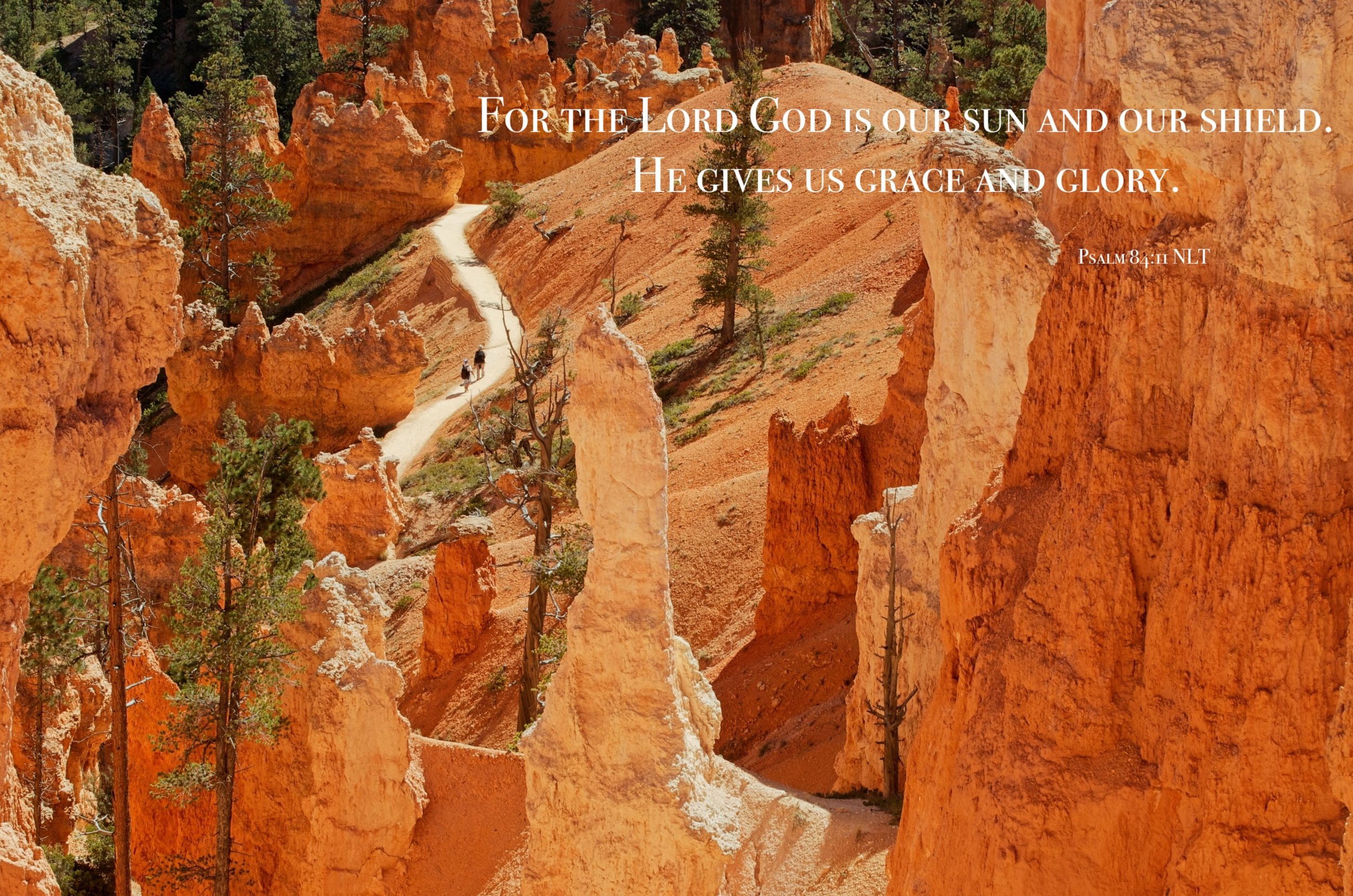 Bryce with dusting of snow 2.jpg