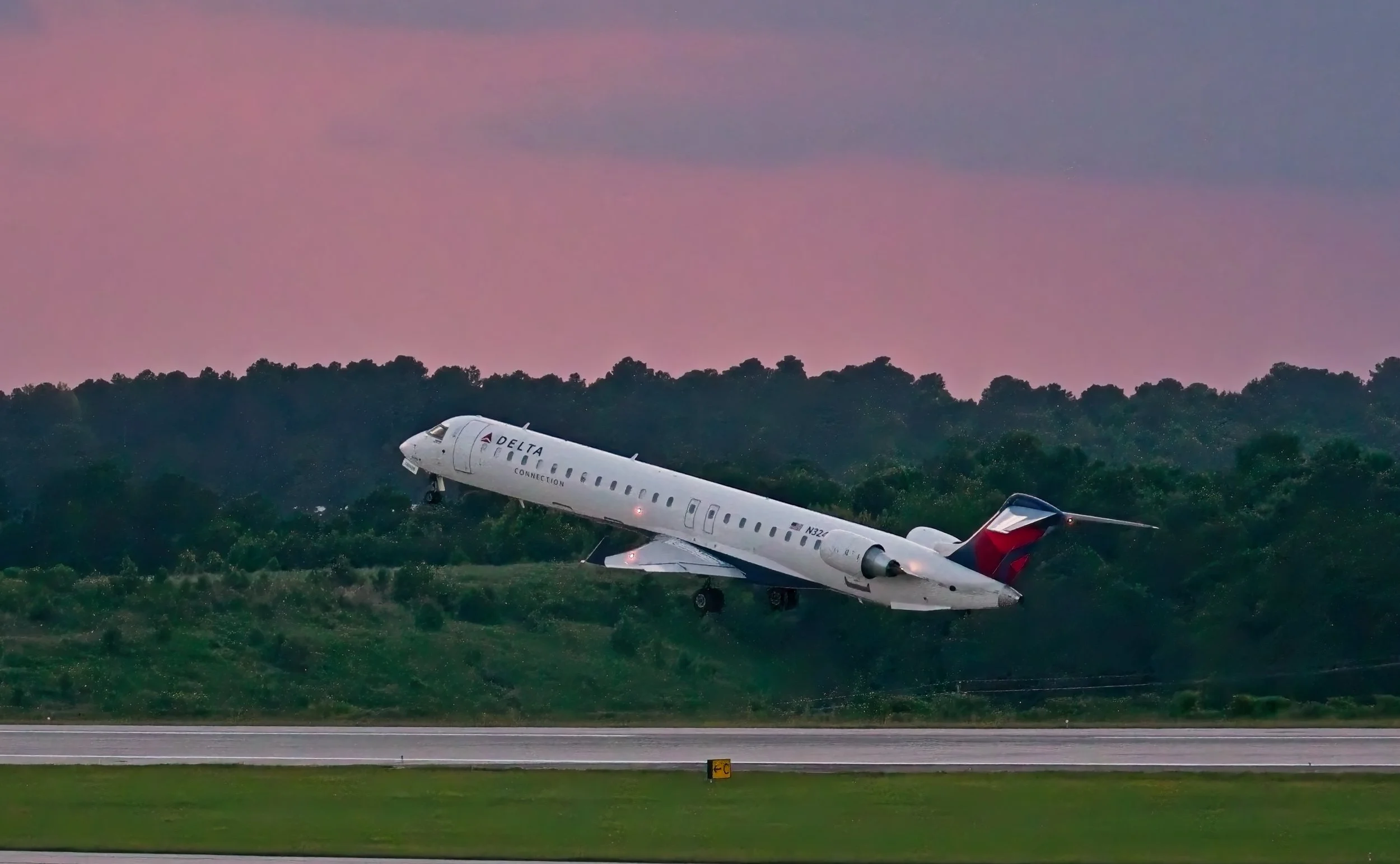 RDA Delta liftoff 2.jpg