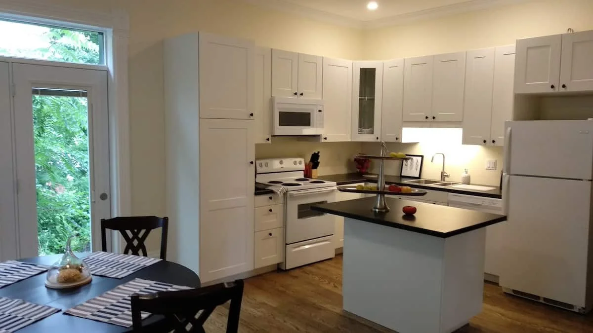 kitchen rosalinds.jpeg
