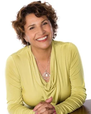 Parvin Kolahdooz