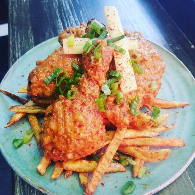 We have 3 pc fried chicken special! Your choice of lemon pepper or Kopo hot sauce. Comes with our hand cut fries for your built in sauce from the chicken! #kopo #friedchicken #birdistheword #cluckport