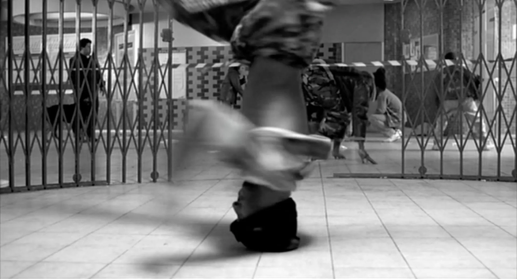 La-Haine-Perfume-By-Folie-A-Plusieurs_2.jpg