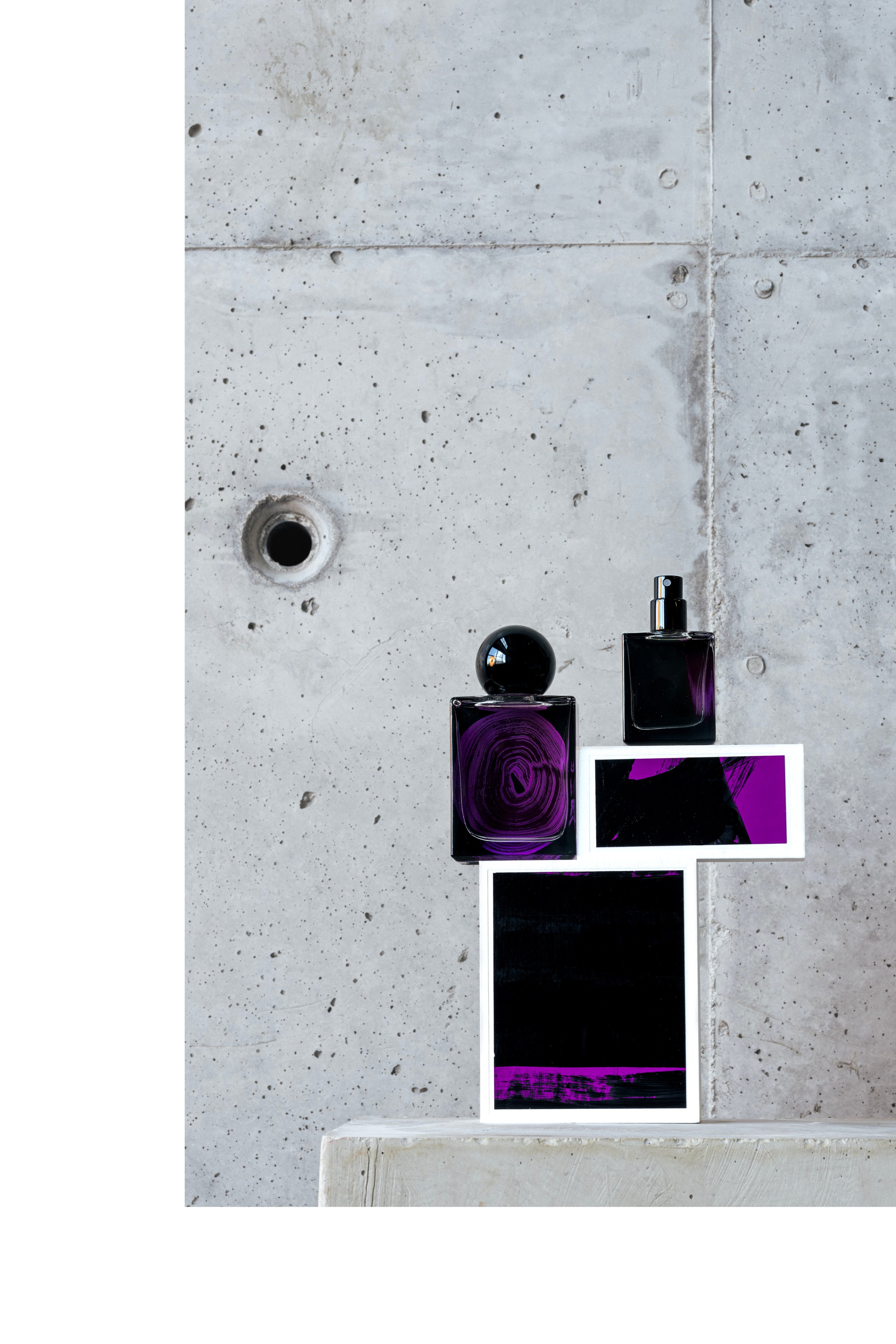 -FRAGRANCE-FOLIE-A-PLUSIEURS-PERFUMES-ADAM-PENDLETON-THE-ACT-OF-PAINTING11.jpg