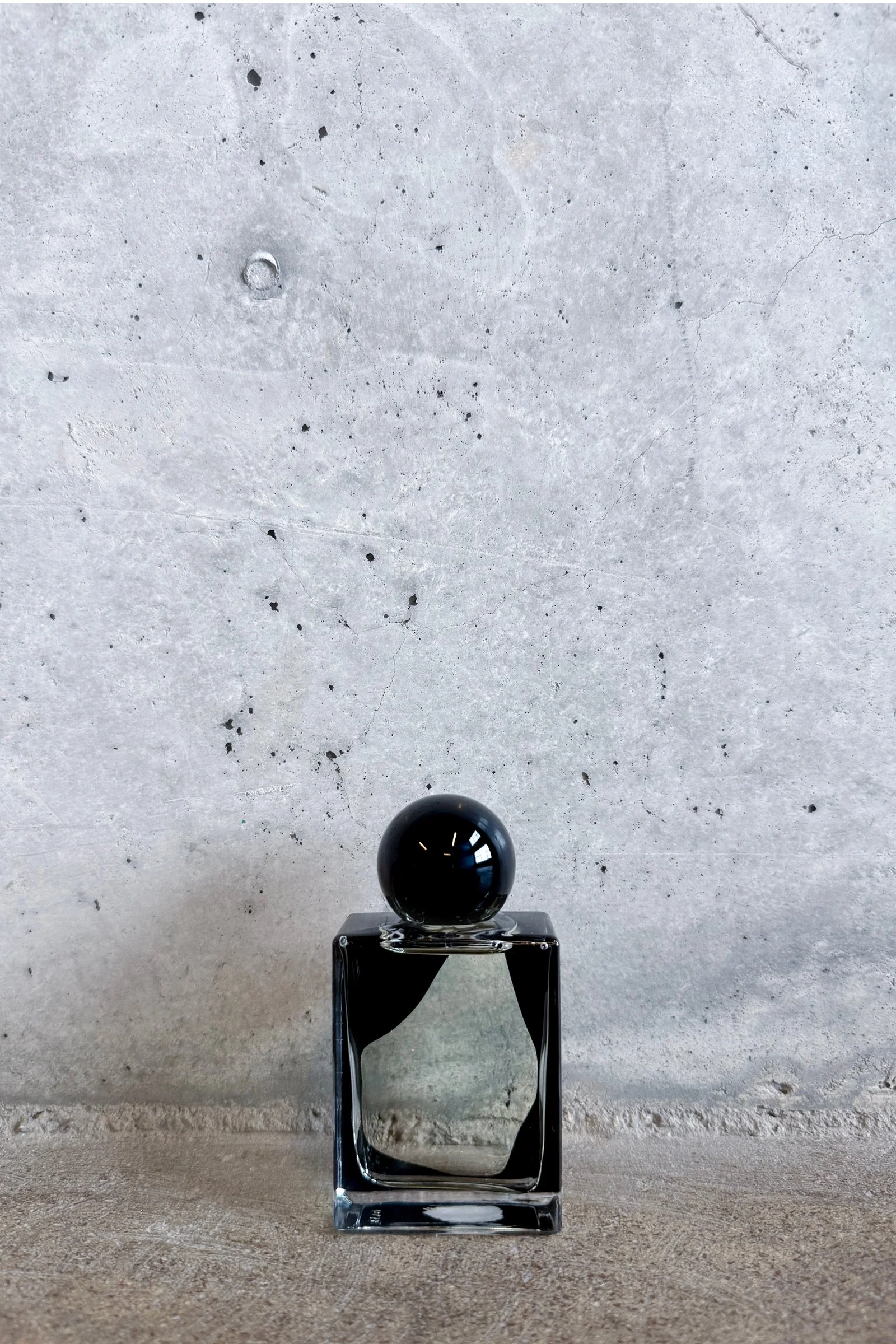 FOLIE-A-PLUSIEURS-PERFUME_A Marvellous Entanglementperfume.jpg