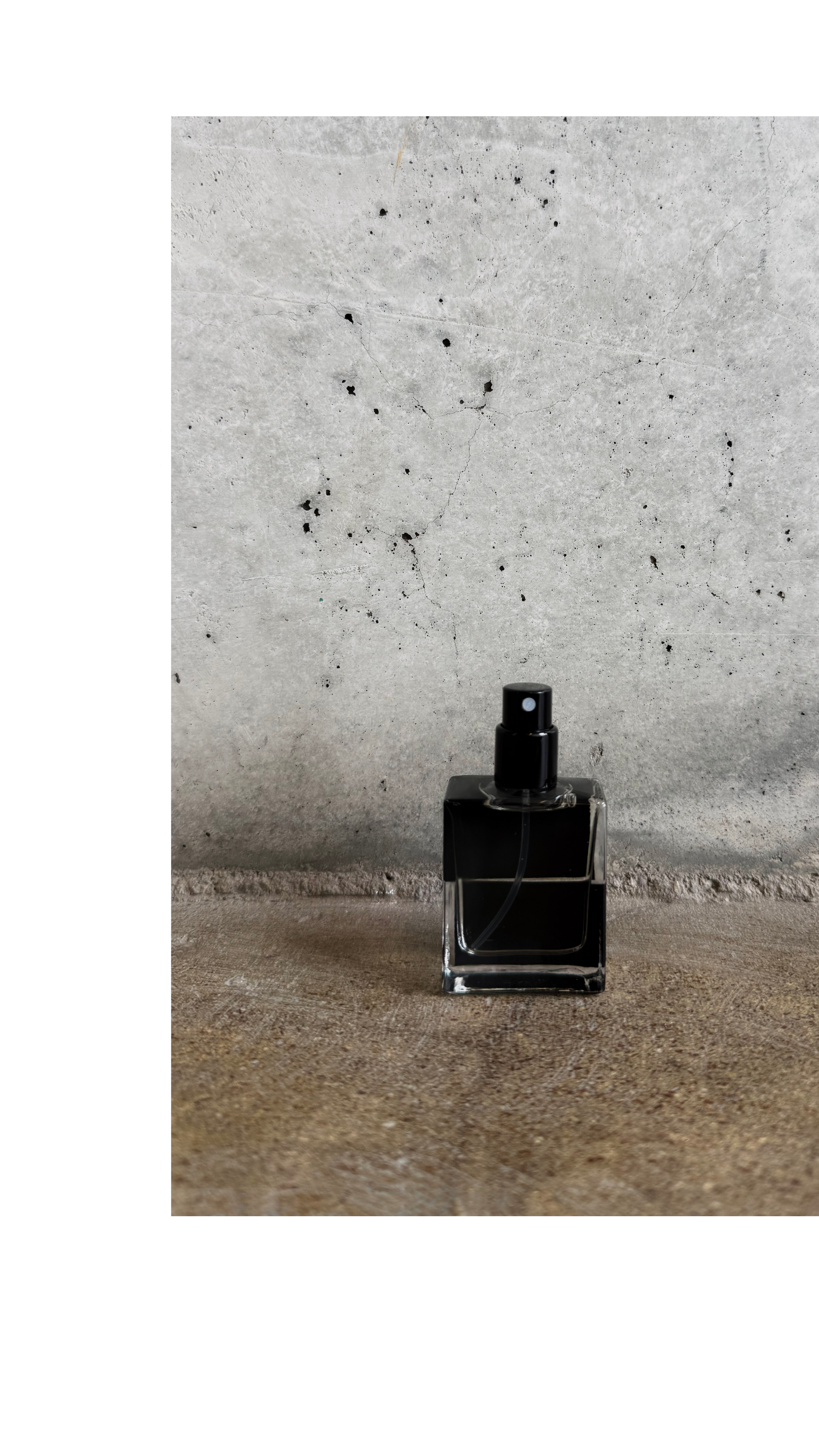 FOLIE-A-PLUSIEURS-PERFUME-BOTTLE8.png