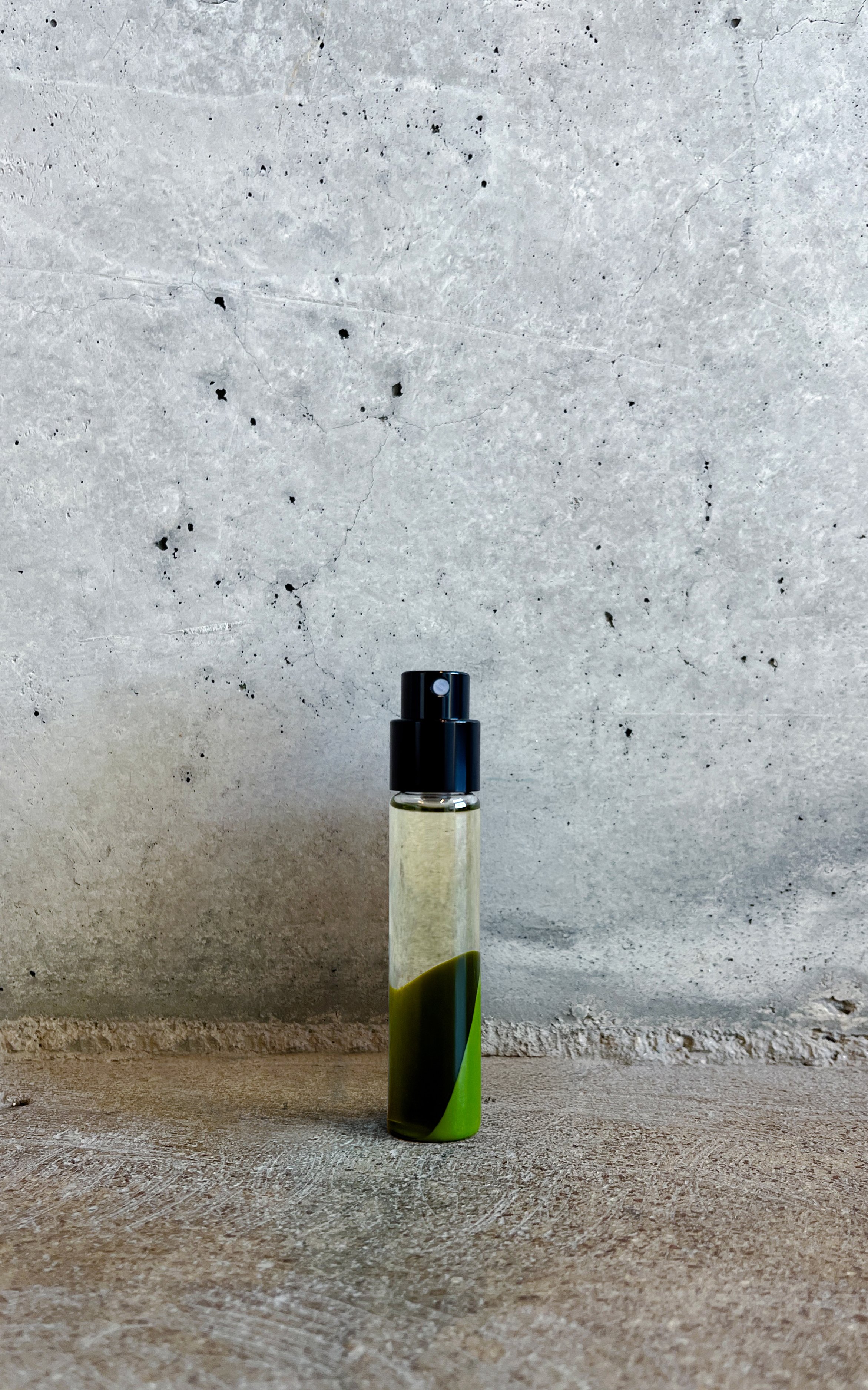 FOLIE-A-PLUSIEURS_10ML_POCKET_PERFUME_FRAGRANCE_GREEN.jpg