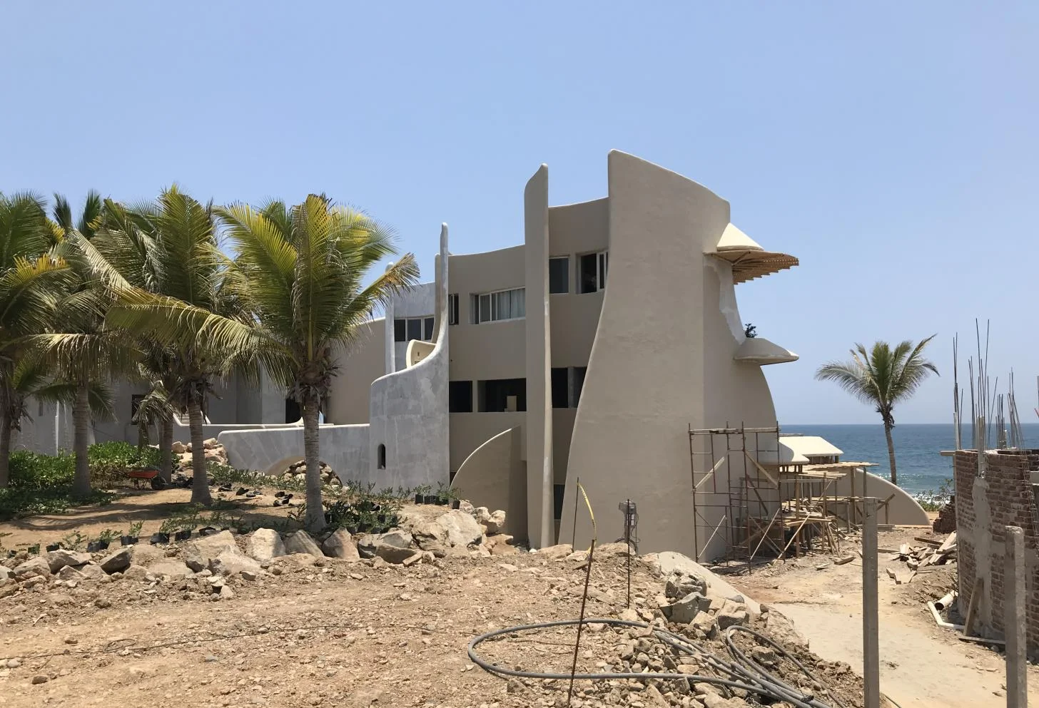 ZAHA VILLA