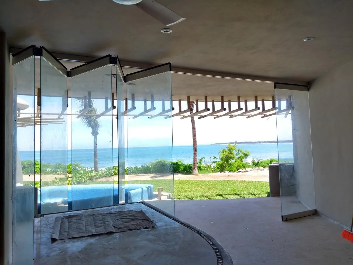 Terrace glass doors