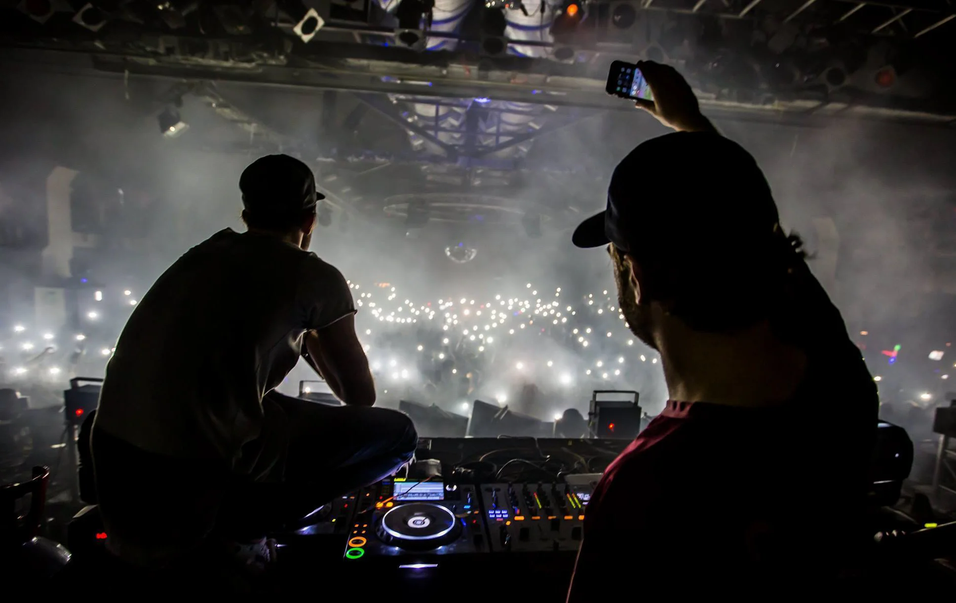The Chainsmokers