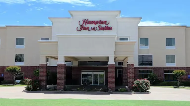 photo of Hampton Inn and Suites