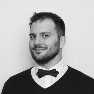 YOANN FORLINICREATIVE STYLIST/COLORIST