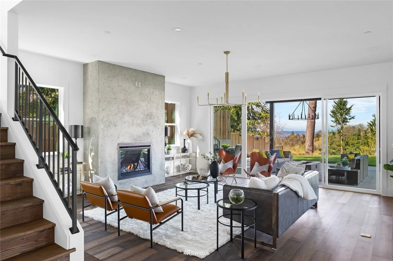 1915715_2_0.jpg