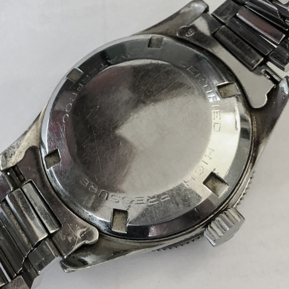 Caseback variant 1 Image courtesy of Francoiscevert (Omega Forums)