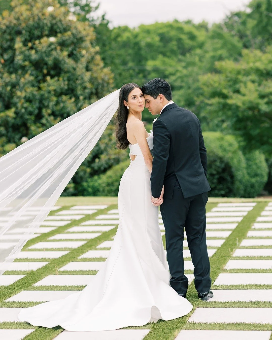 Still swooning over Jenny and Michael's big day at Walnut Hill 💞

Dress: @annebarge 
Venue: @walnuthill
Planning and Design: @premierpartyplanners
Photographer: @paigewrenchphoto
Florals: @teacupfloral
Beauty: @winkhairandmakeup
@jennycompitello

-

