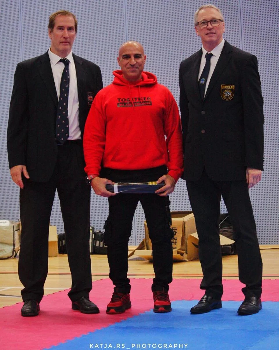 Presenting new belts to those who were successful at the National Grading at the BKK National Clicker Championships 2025.

Thanks to Katja RS Photography for the photographs.

#bkkkyokushin #bkk #britishkaratekyokushinkai #Kyokushin #kyokushinkai