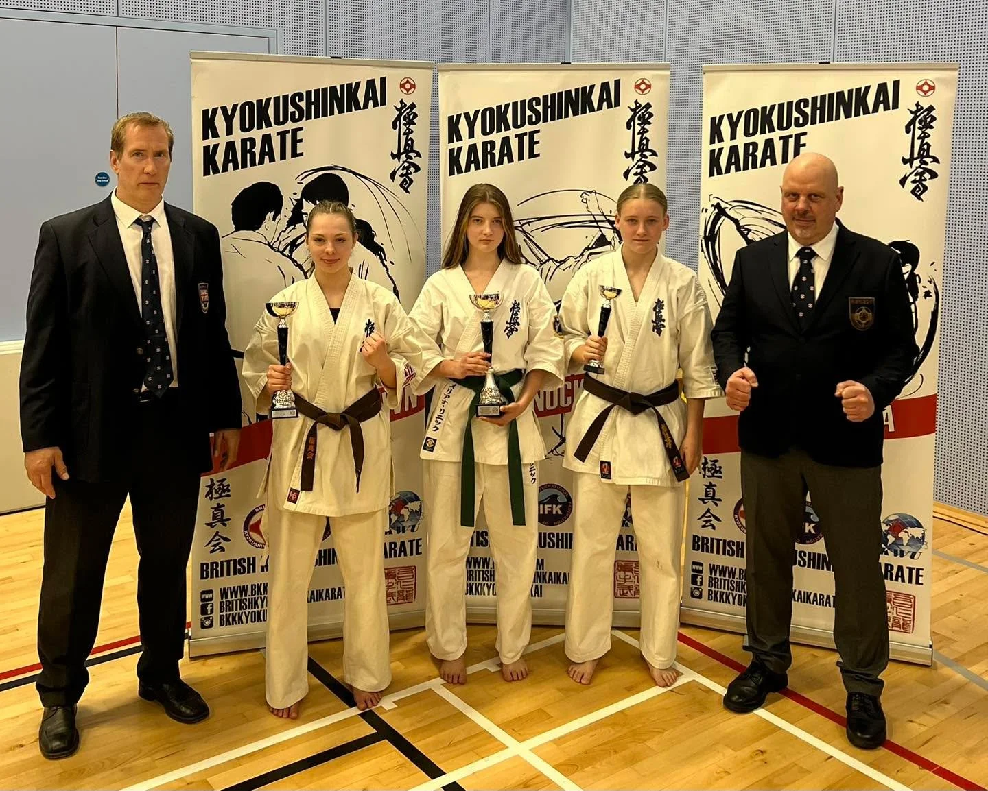 Your English Open 2026 U18 Girls -58kg finalists! 🏆

#BKK #bkkkyokushinkai #kyokushin #ifkkyokushin #strengthinunity #karate