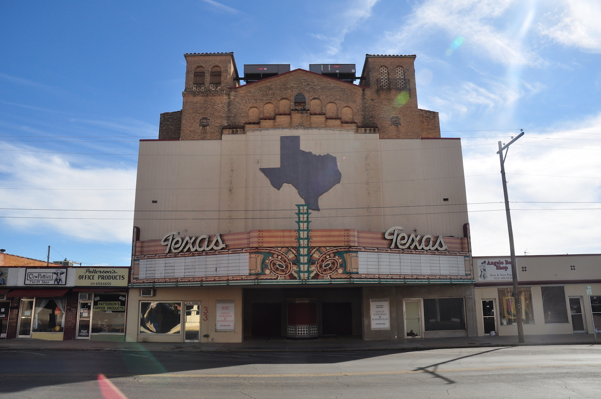 san angelo theater.JPG