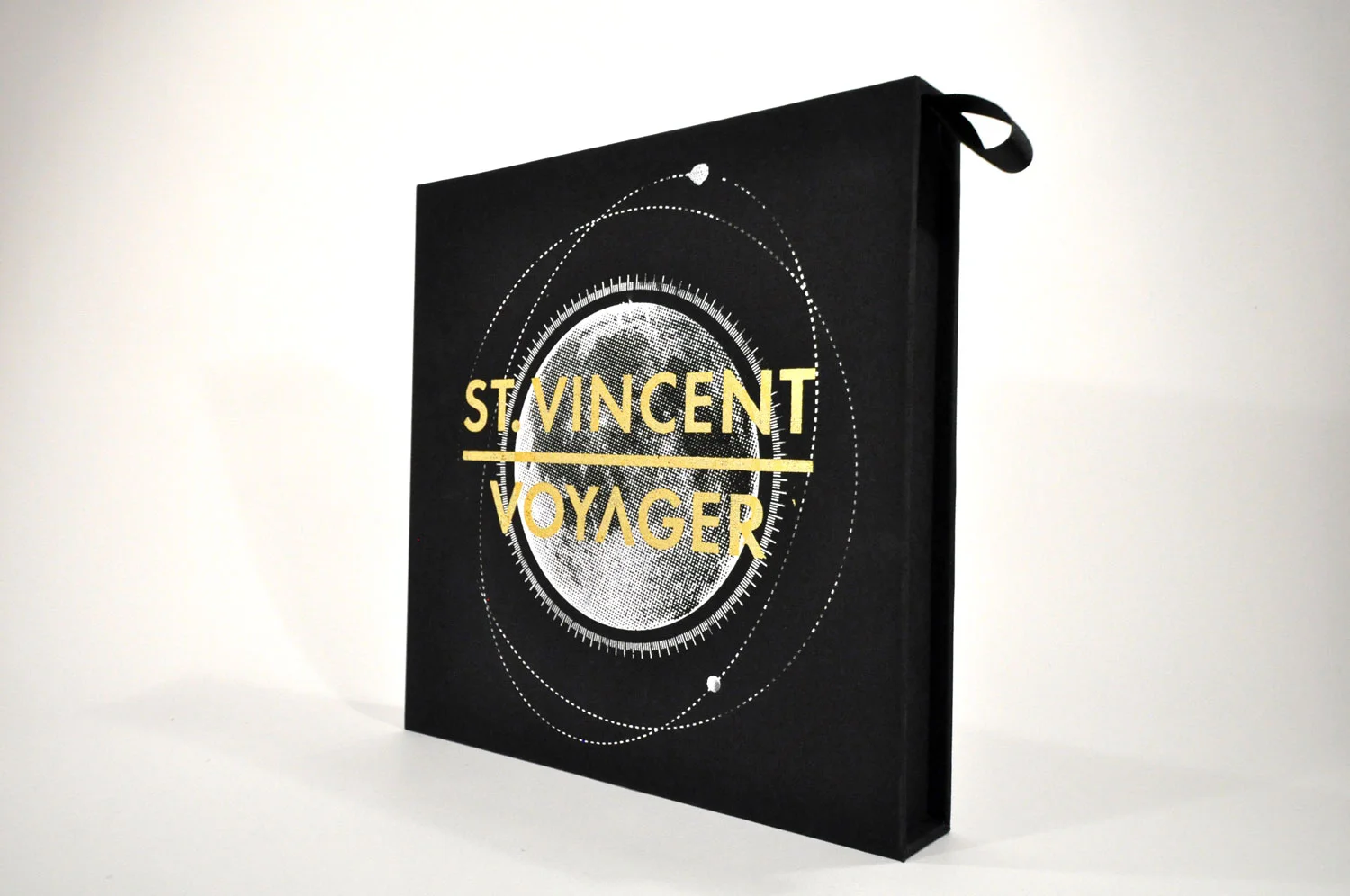 Voyager is a vinyl record discography concept for St. Vincent's work to date. The packaging incorporates imagery of celestial bodies which become increasingly abstracted as the listener divers deeper into the catalog.