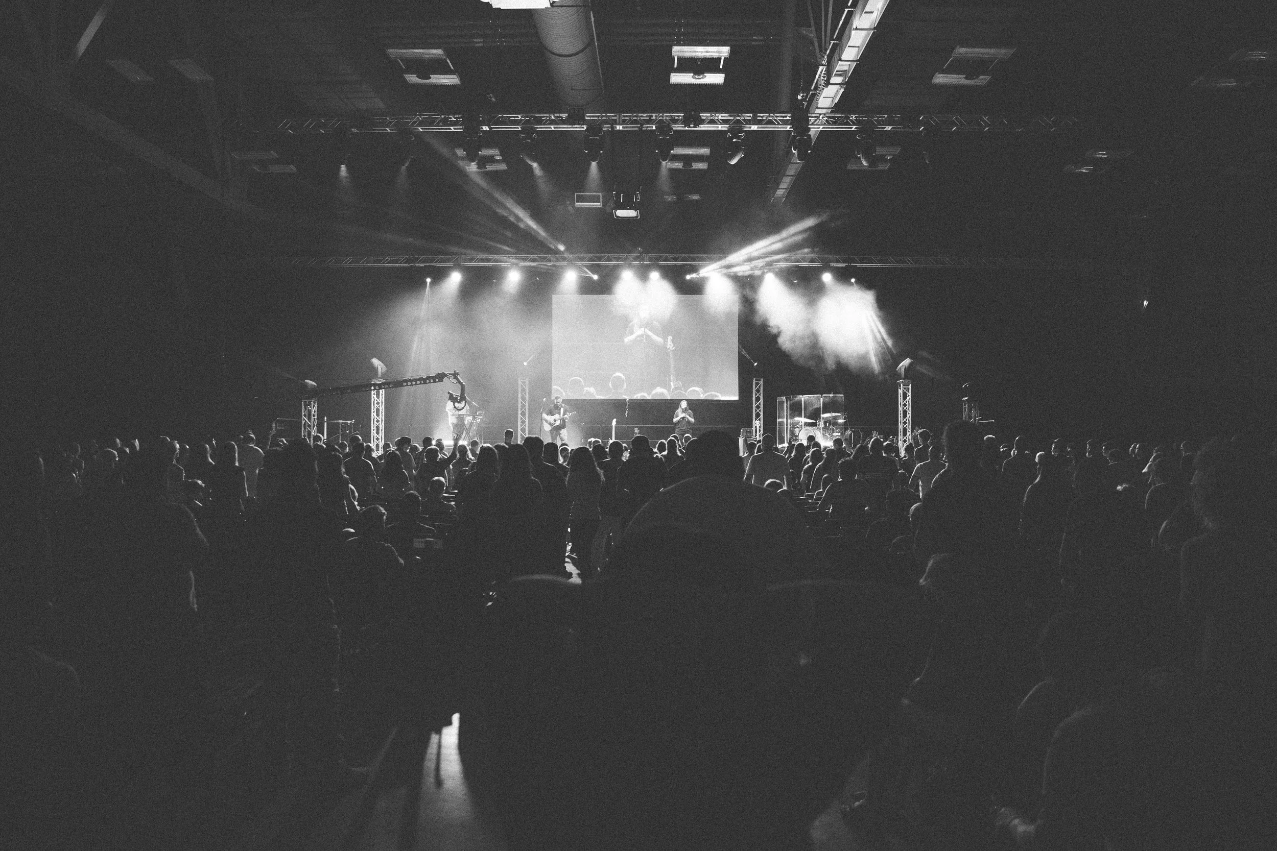 2018-Presence-Night1-72 (1).jpg