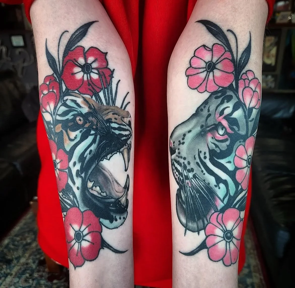 Beautiful healed piece by @lizhapi 

Liz works with us every Tuesday at @southwesttattoostudio 
If keen to book, please either pop into the studio or DM to discuss ! 

#neotrad #tradtattoo #neotraditionaltattoos #inked #bunbury #bunburyartist #female