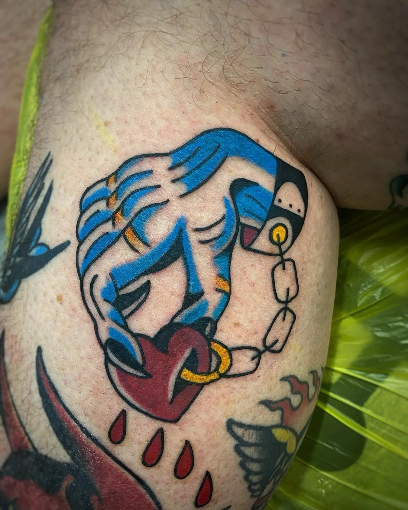 Clean and Crisp 😮&zwj;💨🤌
Done by @unclescoobswt last week!

Contact the studio to book!!
📧 info@swtattoostudio.com
📞 (08)9791 9066
📱 0461 554 950

#tat #tattoo #trad #traditionaltattooing #tradartist #colourtatt #boldwillhold #bunbury #local #l