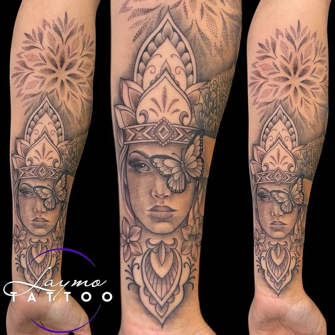 #repost by @laymo_tattoo 

Layla will be out of the studio over the next two weeks as she is in flight mode 🛬🧳 But be sure to contact the studio to organise a booking for when she gets back! Spots are filling fast!
📧info@swtattoostudio.com
📞 (08)